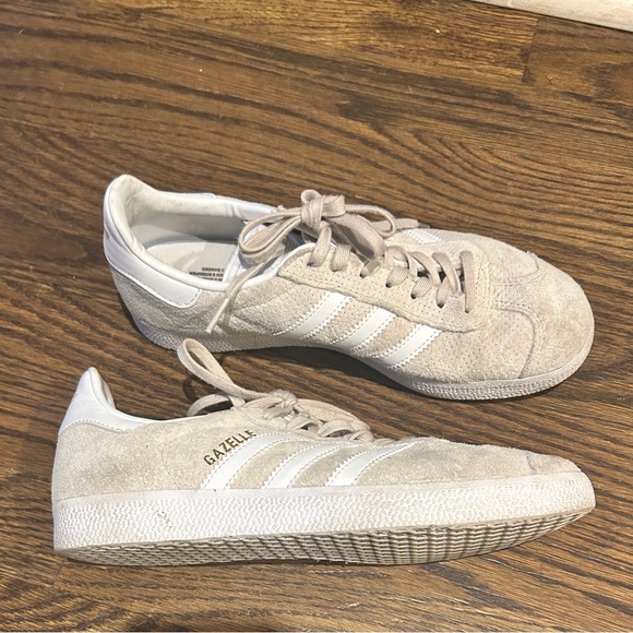 Adidas Gazelle Beige / White Sneakers W 7.5 - Picture 5 of 13